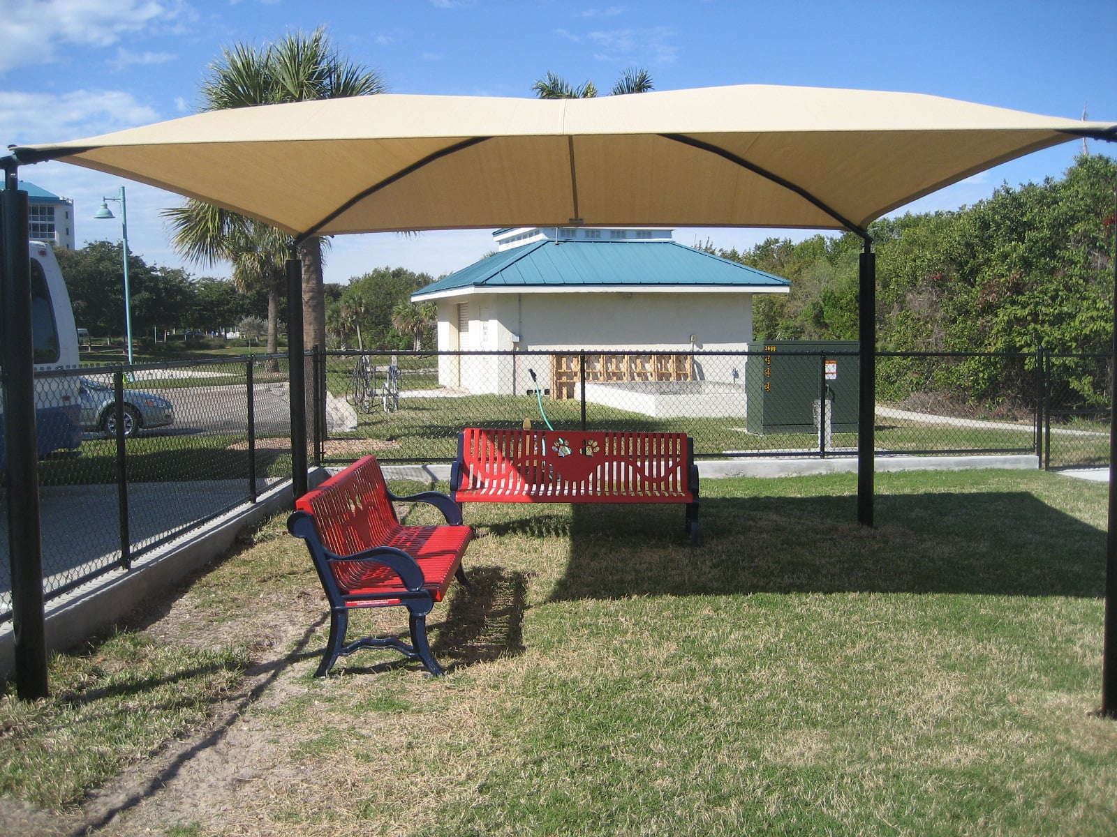 Shade Shelter 20' x 20'