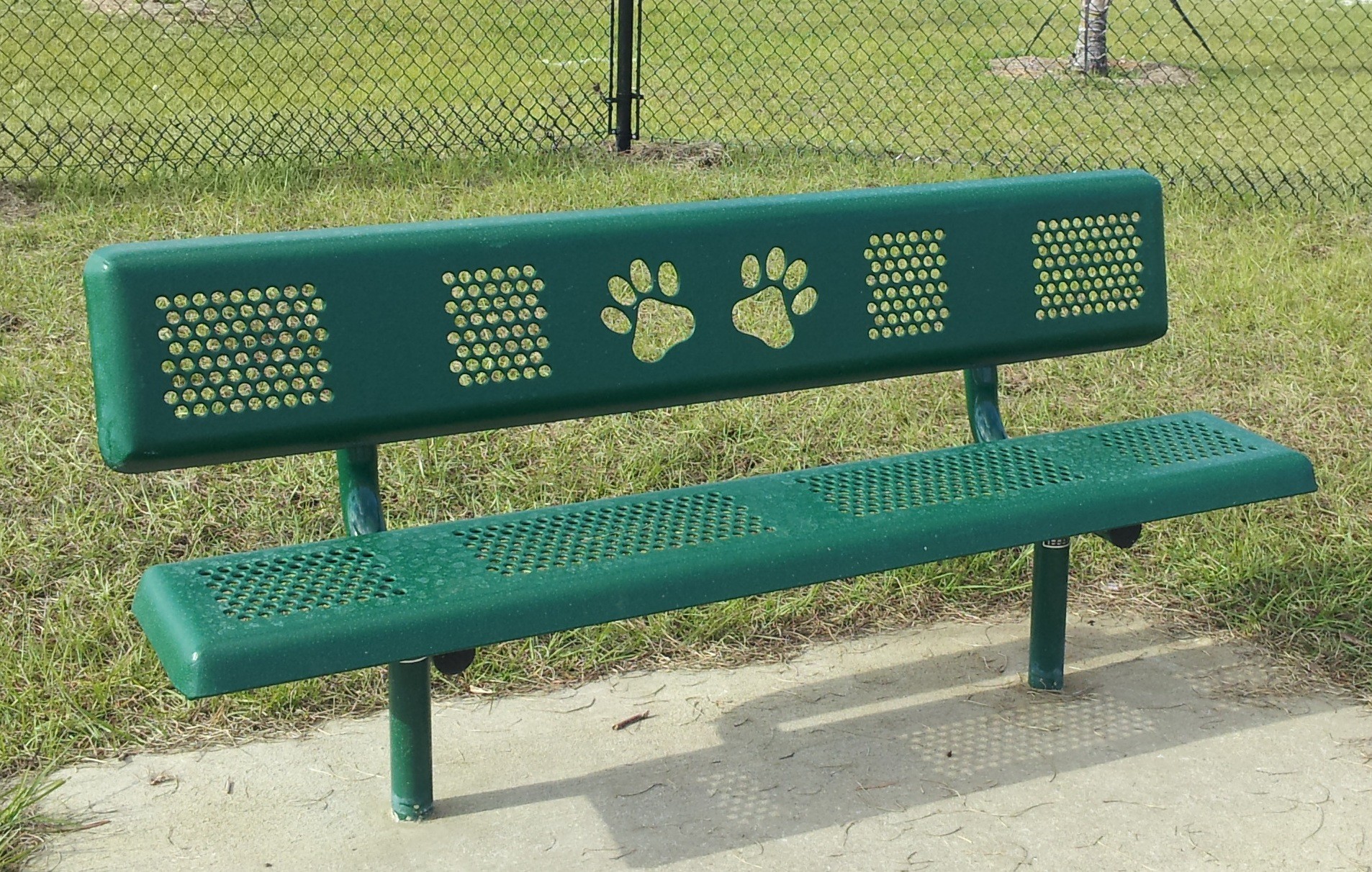Basic Dog Paw Bench